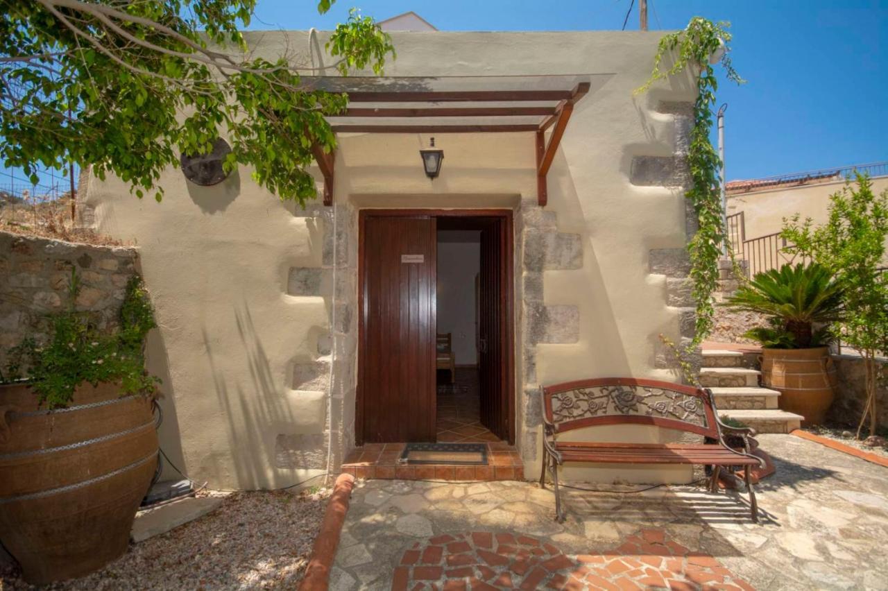 Stamatogiannis Traditional Apartments Kaliviani Luaran gambar